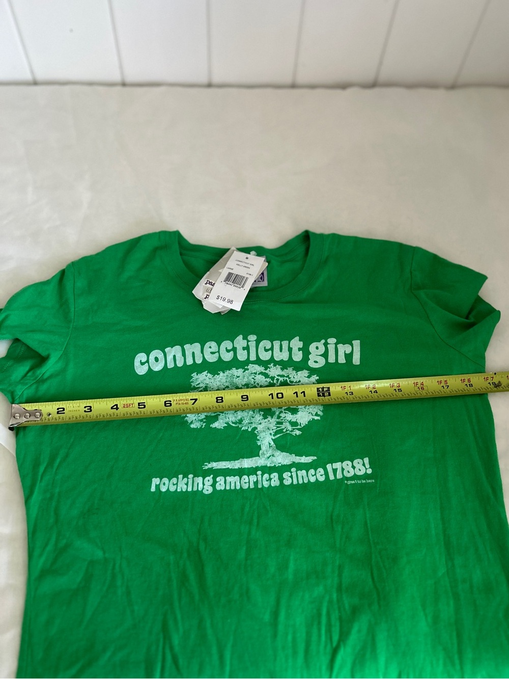 Connecticut Girl T-Shirt women’s L TOP Great To Be Here green tree graphic tee - Picture 10 of 15